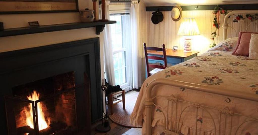 Munro House Bed And Breakfast Jonesville Δωμάτιο φωτογραφία